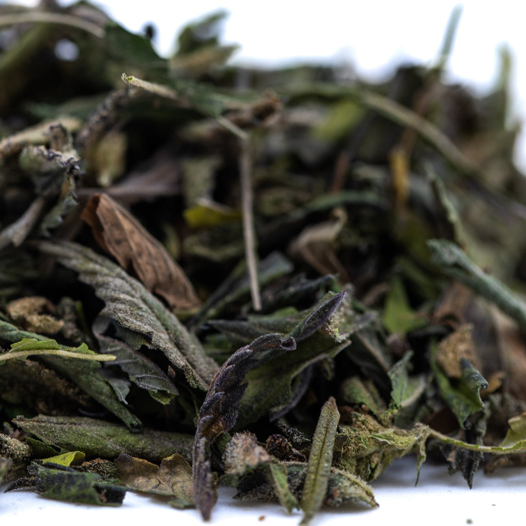 Cali Burger Greenhouse THCa trim: West Coast hemp flower green tea blend